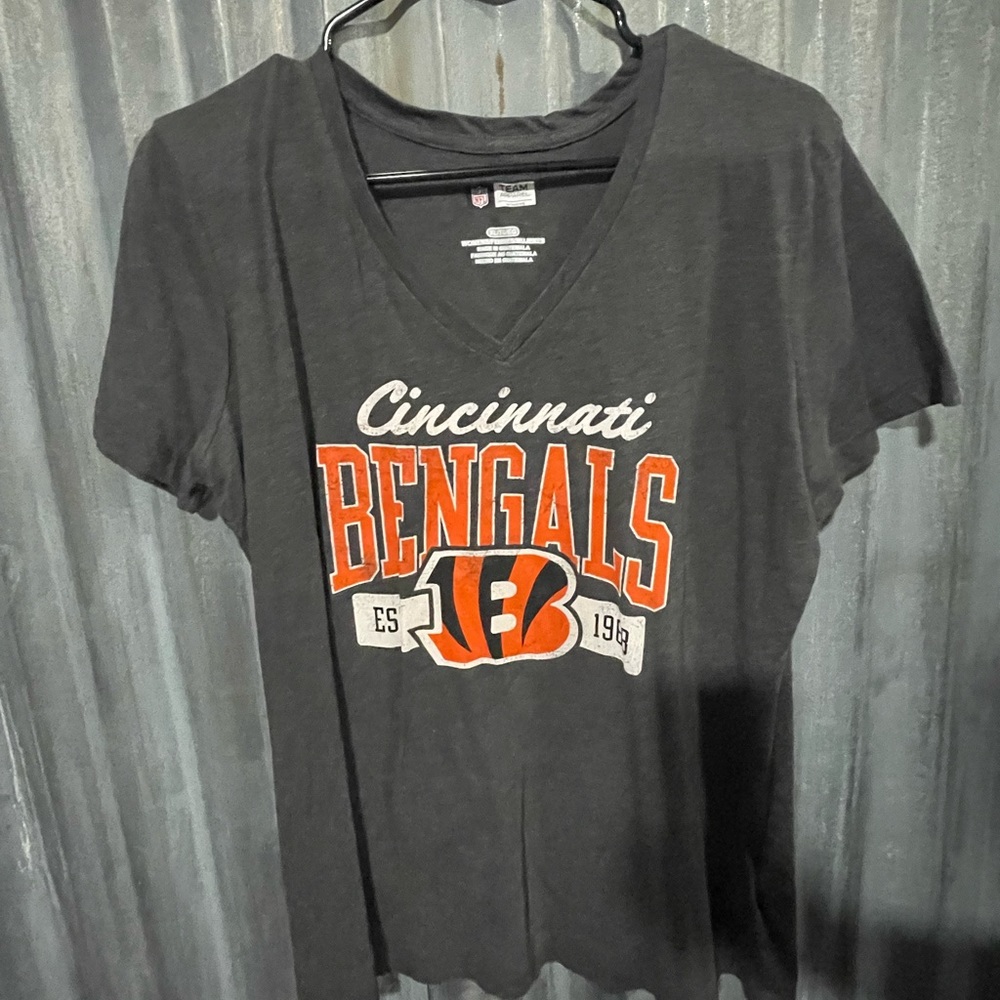 NFL CINCINNATI BENGALS V NECK